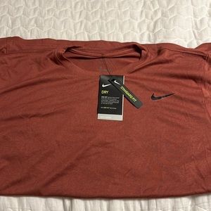 End Nike Short Sleeve (Size XL) new with tags